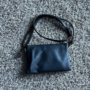 Black Small Messenger Bag!